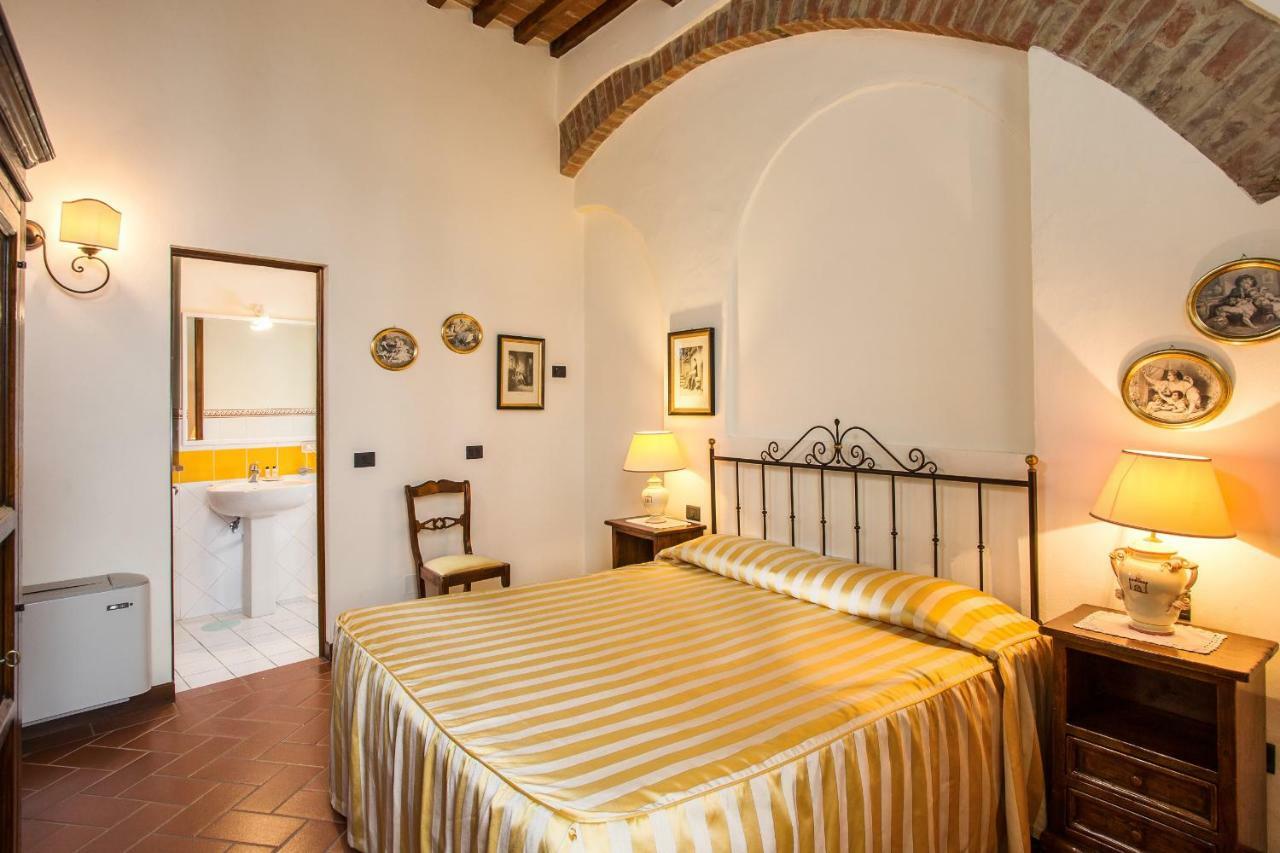 סן ג'ימיניאנו Castello Di Fulignano Isalfredo Ground Floor Apartment מראה חיצוני תמונה