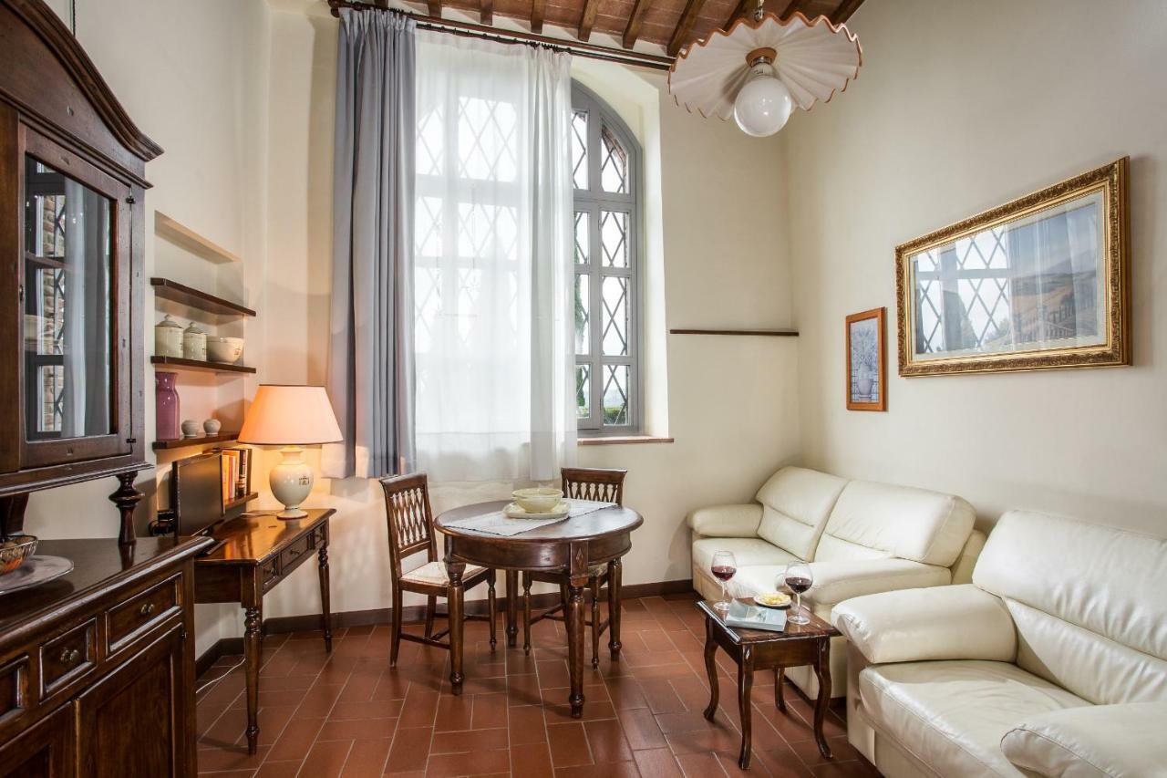 סן ג'ימיניאנו Castello Di Fulignano Isalfredo Ground Floor Apartment מראה חיצוני תמונה